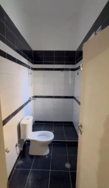 Tirane, jepet me qera apartament 2+1+Ballkon Kati 1, 110 m² 550 € (Kodra e Diellit)