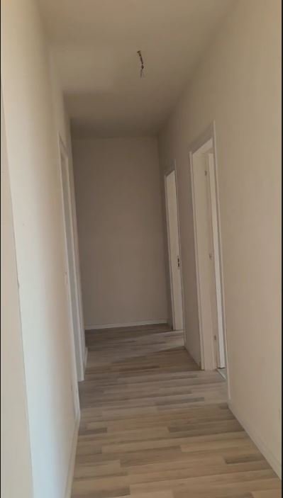 Tirane, jepet me qera apartament 1+1+Ballkon Kati 3, 70 m² 450 € (Don Bosko)