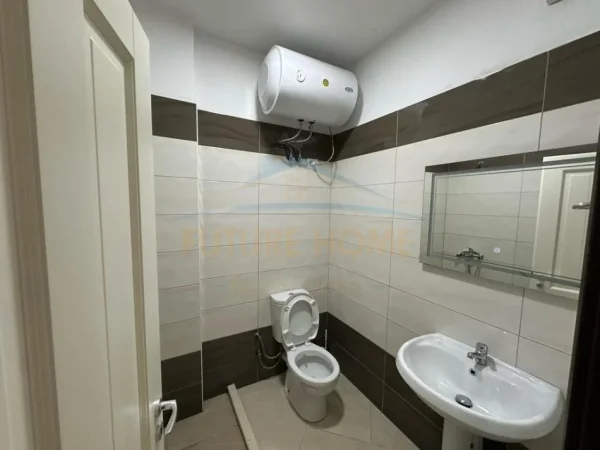 Durres, Liste me oferta apartament 2+1+Ballkon Kati 4, 82 m² 145.000 € (Gjiri Lalzit, prane Fishland)