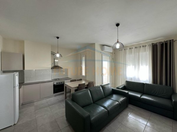 Durres, Liste me oferta apartament 2+1+Ballkon Kati 4, 82 m² 145.000 € (Gjiri Lalzit, prane Fishland)