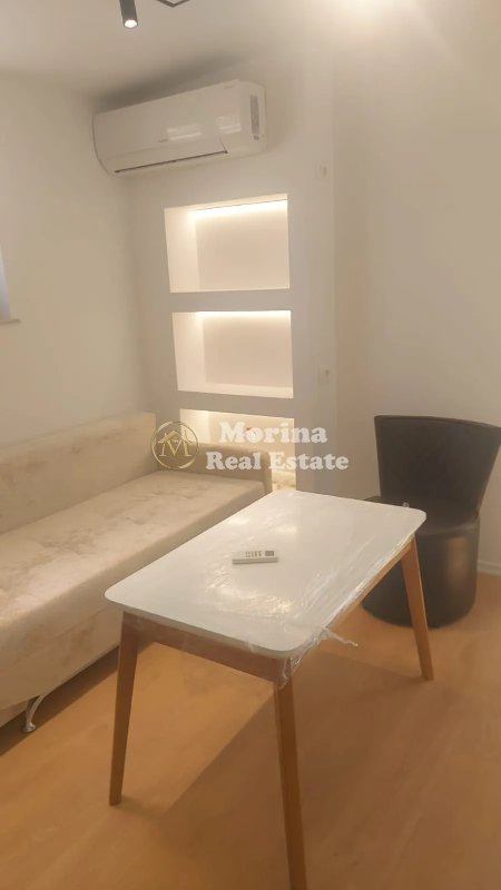 Tirane, jepet me qera apartament 1+1 Kati 9, 75 m² 600 € (Ish Restorant Durresi)