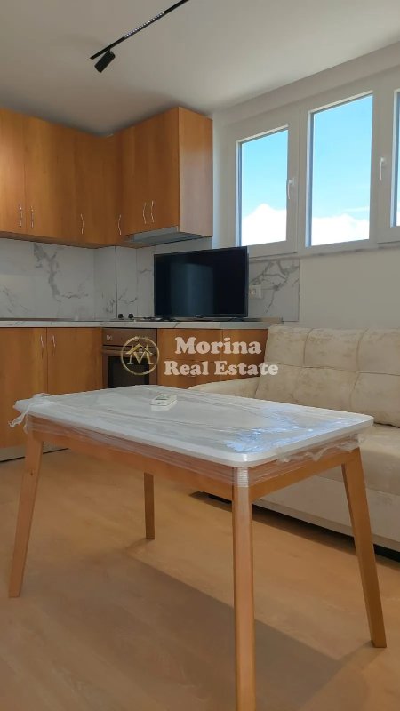 Tirane, jepet me qera apartament 1+1 Kati 9, 75 m² 600 € (Ish Restorant Durresi)