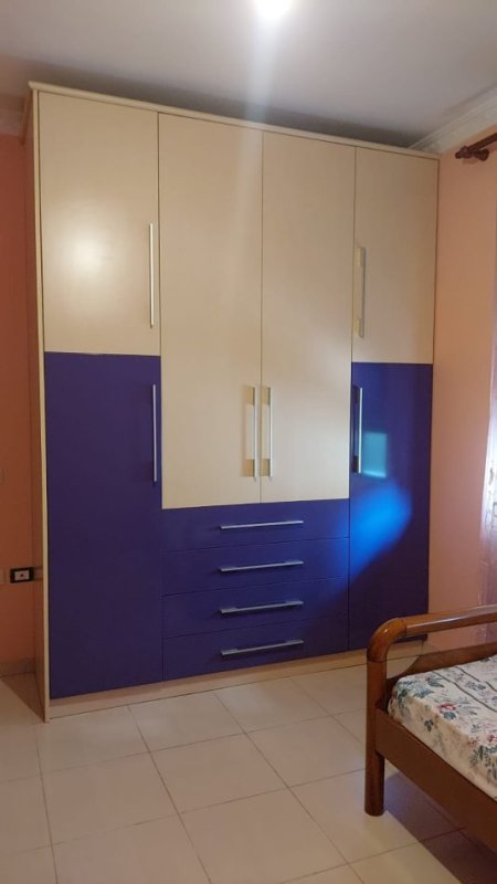 Tirane, jepet me qera apartament 2+1+Ballkon Kati 5, 124 m² 500 € 