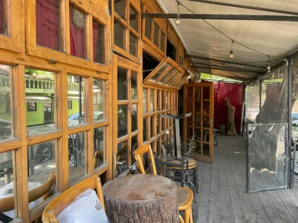 Tirane, jepet me qera ambjent biznesi Kati 0, 40 m² 350 € (Rruga ''Karl Gega")