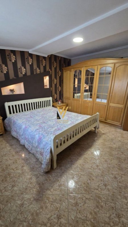Tirane, jepet me qera apartament 2+1+Ballkon Kati 6, 110 m² 450 € (XHAMIA E TABAKEVE)