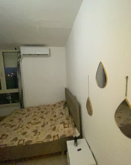 Tirane, jepet me qera apartament 1+1+Ballkon Kati 4, 55 m² 400 € 