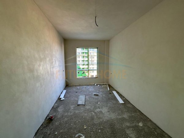 Tirane, shitet apartament 3+1+Ballkon Kati 4, 121 m² 169.260 € (Rruga Selaudin Bekteshi, Tiranë)
