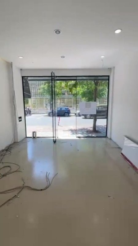 Tirane, jepet me qera apartament 1+1 Kati 1, 1.500 € 