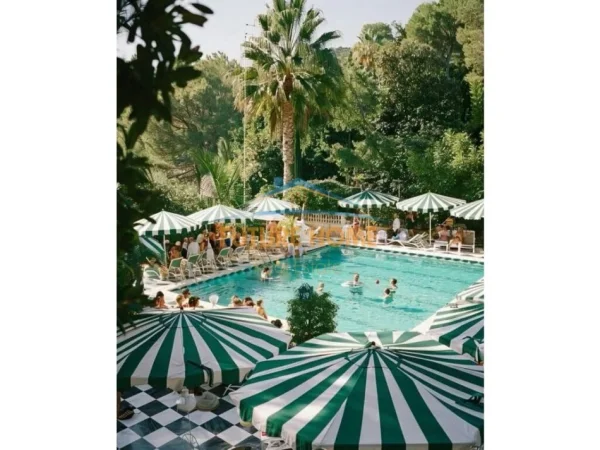 Tirane, jepet me qera bar-resorant , 3.312 m² 5.000 € (Mullet, Tirane)