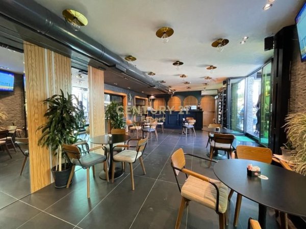 Tirane, shitet hotel , 241 m² 1.200.000 € 