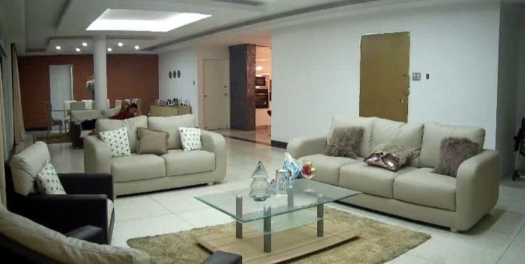 Tirane, jepet me qera apartament 1+1 Kati 1, 50 m² 300 € (FUSHA E AVIACIONIT)