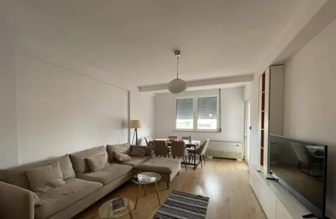 Tirane, jepet me qera apartament 2+1 Kati 1, 120 m² 620 € (DON BOSKO)