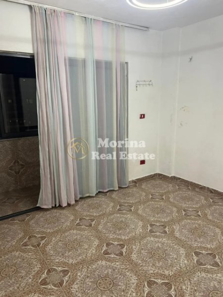 Tirane, jepet me qera apartament 1+1 Kati 8, 60 m² 350 € (Pallati me Shigjeta)