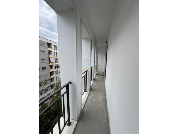 0683487469 Tirane, shitet apartament 2+1 Kati 7, 114 m² 154.035 € (Rruga Sokrat Miho , URBAN GATE)