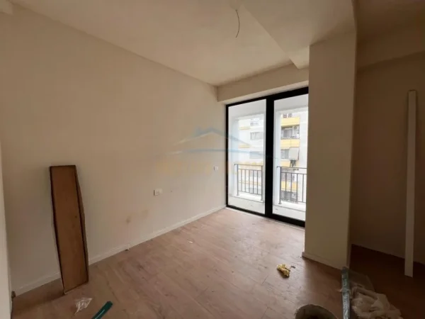 0683487469 Tirane, shitet apartament 2+1 Kati 7, 114 m² 154.035 € (Rruga Sokrat Miho , URBAN GATE)