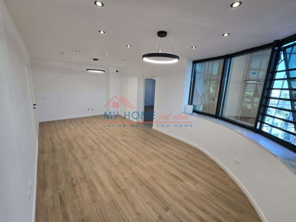 Tirane, shitet apartament 2+1 Kati 6, 84 m² 215.000 € (21 Dhjetori)