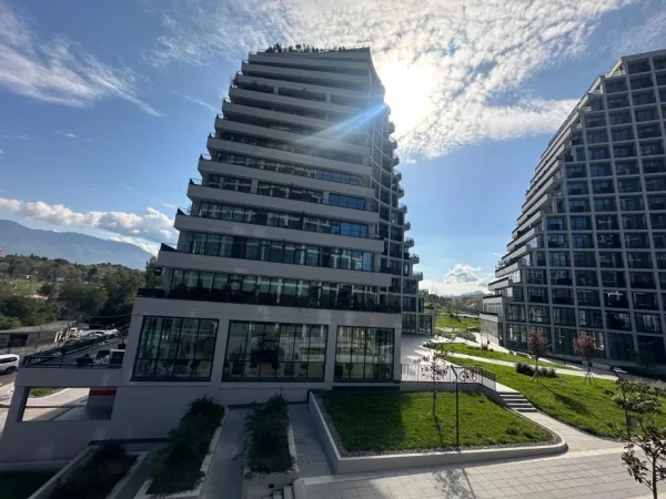 Tirane, jepet me qera zyre Kati 4, 90 m² 1.300 € (Lake View Residence)