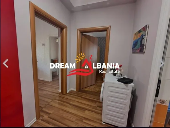 Tirane, shitet apartament 1+1+Ballkon Kati 5, 63 m² 165.000 € (ne Myslym Shyr, Prane Vodafone)
