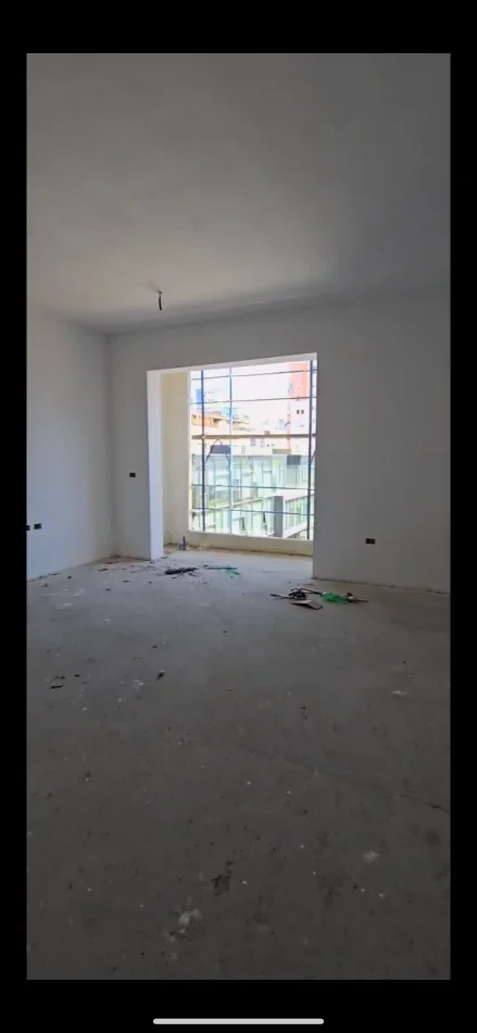 Tirane, shitet apartament 1+1 Kati 2, 70 m² 190.620 € (Rr kavajes)