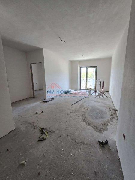 Tirane, shitet apartament 2+1+Ballkon Kati 2, 105 m² 252.000 € (Bulevardi Gjergje Fishta)