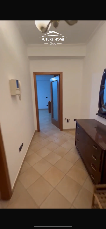 Tirane, shitet apartament 1+1 Kati 7, 64 m² 186.000 € (Ish Ekspozita)