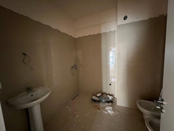 Tirane, shitet apartament 2+1+Ballkon Kati 7, 114 m² 154.035 € (Urban Gate)