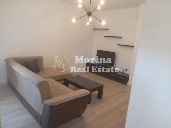 Tirane, jepet me qera apartament 2+1 Kati 2, 105 m² 700 € (Xhamlliku)