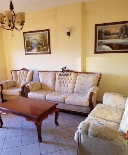 Tirane, jepet me qera apartament 2+1 Kati 6, 100 m² 500 € (RRUGA E DIBRES)