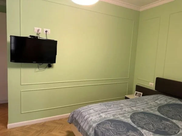 Tirane, shitet apartament 2+1 Kati 1, 154 m² 280.000 € (Qytet Studenti)