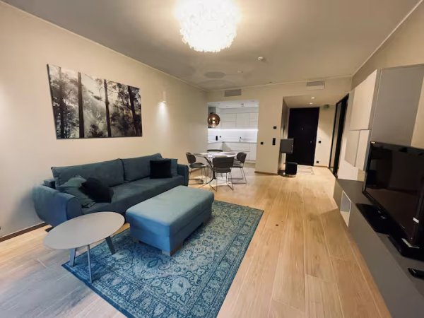 Tirane, jepet me qera apartament 2+1+Ballkon Kati 6, 115 m² 750 € (kompleksi kontakt)