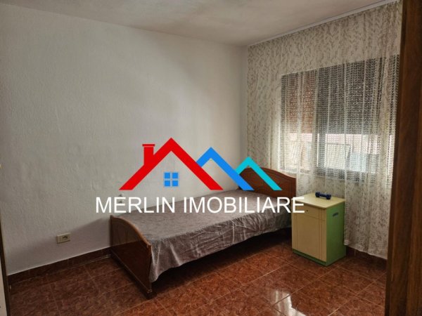 Tirane, jepet me qera apartament 2+1+Ballkon Kati 4, 93 m² 560 € (SHESHI WILLSON)