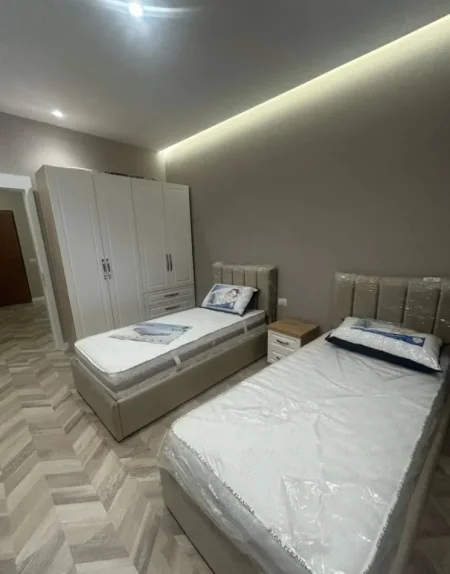 Tirane, shitet apartament 2+1+Ballkon Kati 3, 120 m² 360.000 € (Qender - 9 Katshet)
