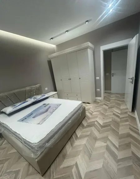 Tirane, shitet apartament 2+1+Ballkon Kati 3, 120 m² 360.000 € (Qender - 9 Katshet)