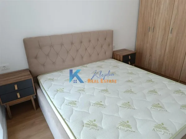 Tirane, jap me qera apartament 2+1+Ballkon Kati 7, 72 m² (Kompleksi Kaimi, Ali Dem)
