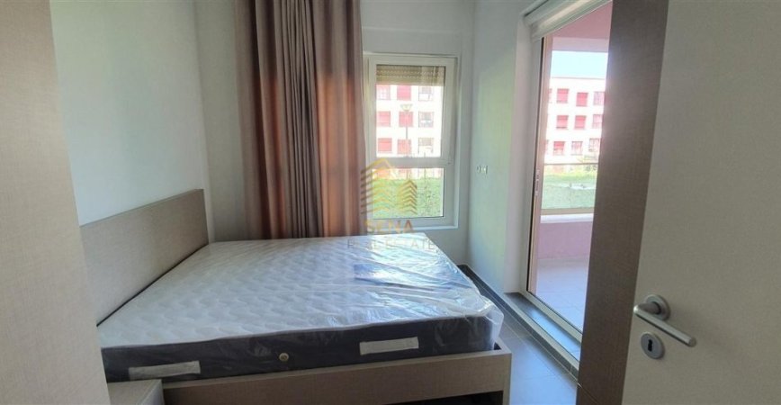 Tirane, jepet me qera apartament 2+1+Ballkon Kati 0, 82 m² 450 € (Kompleksi Mangalem)