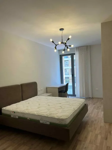 Tirane, jepet me qera apartament 2+1+Ballkon Kati 2, 106 m² 750 € (FIORI DI BOSKO)