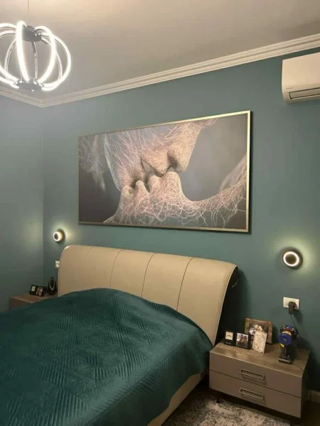 Tirane, jepet me qera apartament 2+1+Ballkon Kati 5, 90 m² 550 € (YZBERISHT AFER UNIKUT)