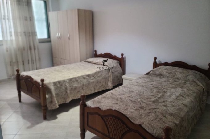 Tirane, jepet me qera apartament 2+1+Ballkon Kati 1, 100 m² 620 € (BLLOK)