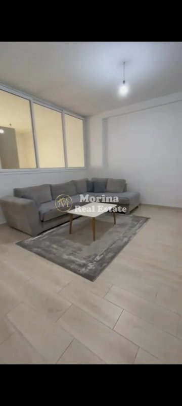 Tirane, jepet me qera apartament 2+1 Kati 6, 110 m² 450 € (Kinostudio)