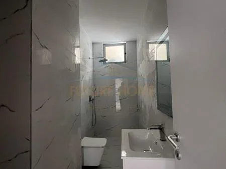 Tirane, shitet apartament 1+1 Kati 7, 61 m² 95.000 € (Astir)