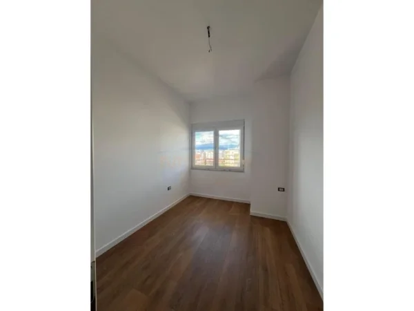 0683487469 Tirane, shitet apartament 1+1 Kati 7, 64 m² 98.000 € (ASTIR)