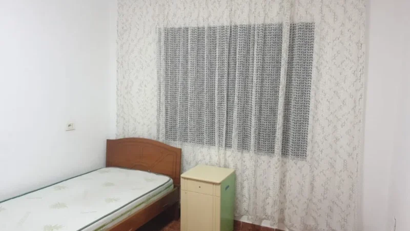 Tirane, jepet me qera apartament 2+1 Kati 4, 80 m² 550 € (rruga e elbasanit)