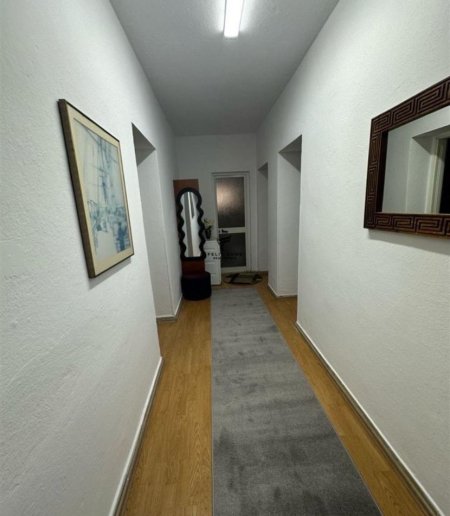 Tirane, shitet apartament 3+1 Kati 1, 106 m² 175.000 € (BRRYL)