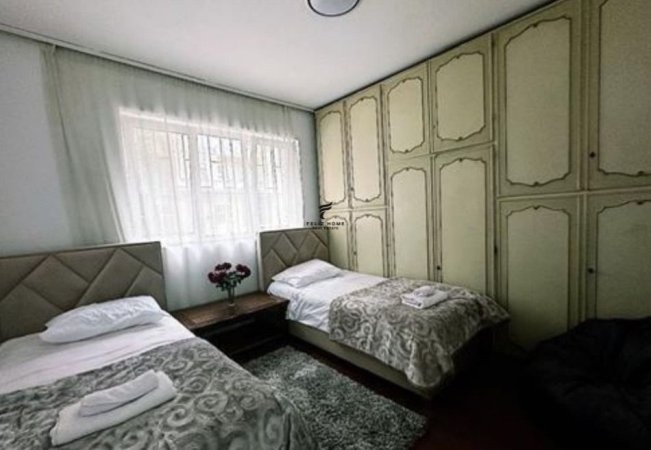 Tirane, shitet apartament 3+1 Kati 1, 106 m² 175.000 € (BRRYL)
