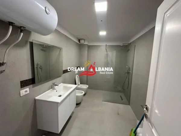 Tirane, shitet apartament 3+1 Kati 4, 134 m² 300.000 € (tek Residenca Kodra e Diellit 2 prane British High School)