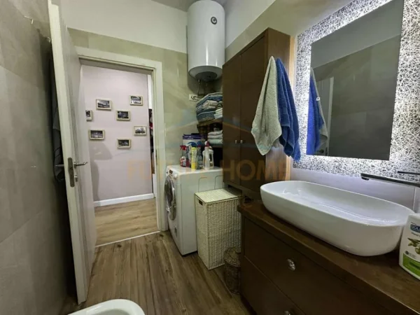 Tirane, shitet apartament 2+1 Kati 5, 105 m² 120.000 € 