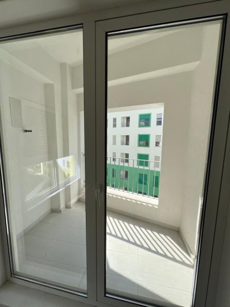 Tirane, shitet apartament 1+1 Kati 5, 65 m² (ALI DEM, REZIDENCA KAIMI)