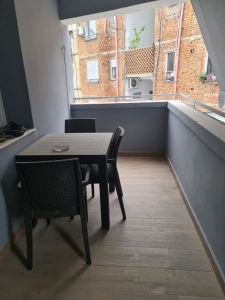 Tirane, shitet apartament 2+1+Aneks+Ballkon Kati 4, 105 m² 199.500 € 