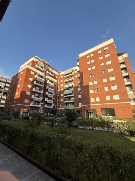 Tirane, shitet apartament 2+1+Ballkon Kati 5, 105 m² 178.500 € (Astir Green City 2+1 + Post Parkimi I mobiluar)