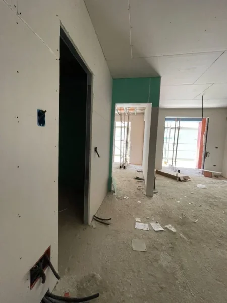 Tirane, shitet apartament 1+1 , 60 m² 163.080 € 